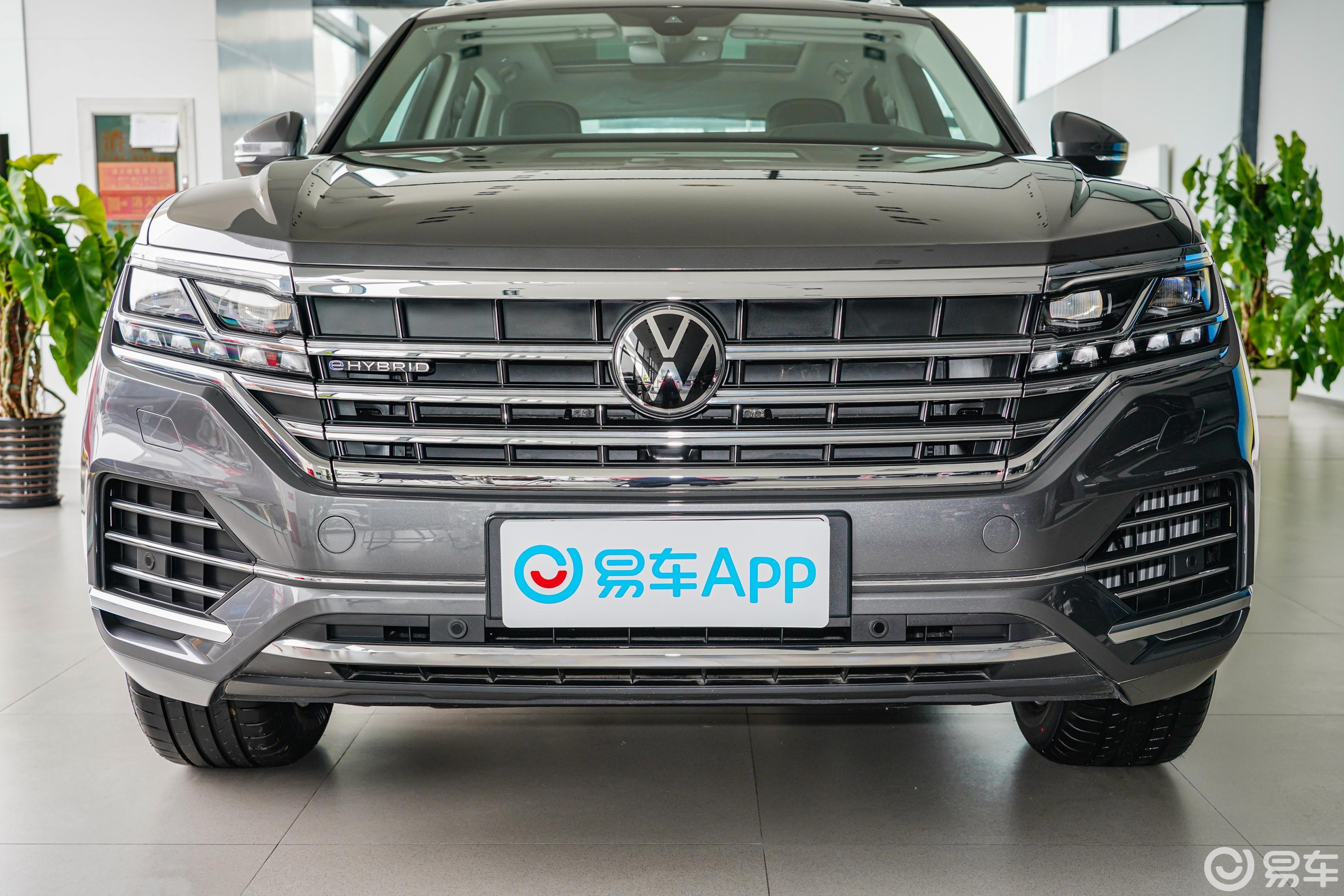 【途锐 eHybrid2.0T eHybrid外观图片-汽车图片大全】-易车