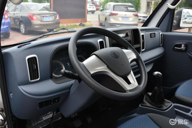 长安星卡plus和博腾m3的图片对比-易车