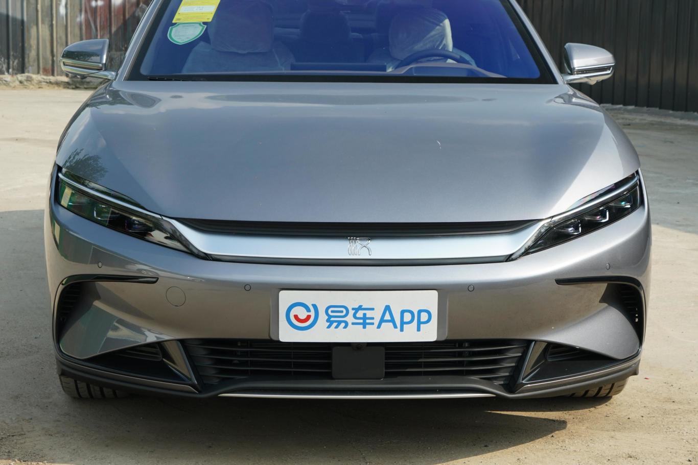 【汉创世版 EV 715km 两驱尊荣型外观细节图片-汽车图片大全】-易车