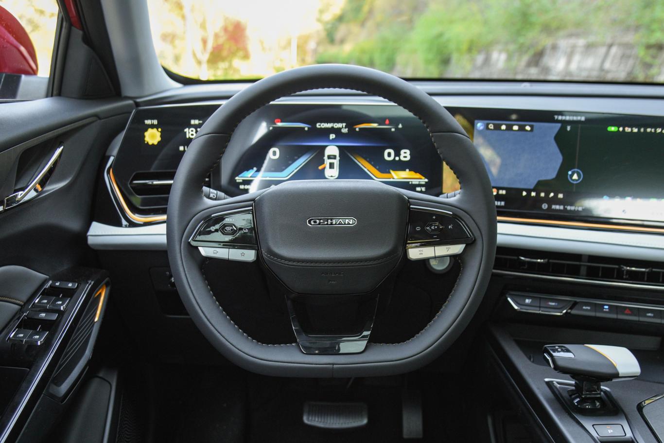 长安欧尚x5 plus1.5t 智趣ai版方向盘