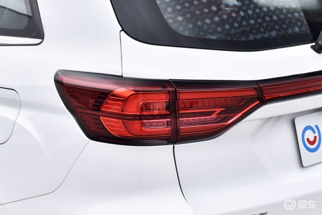 绅宝x65和长安cs75的图片对比-易车