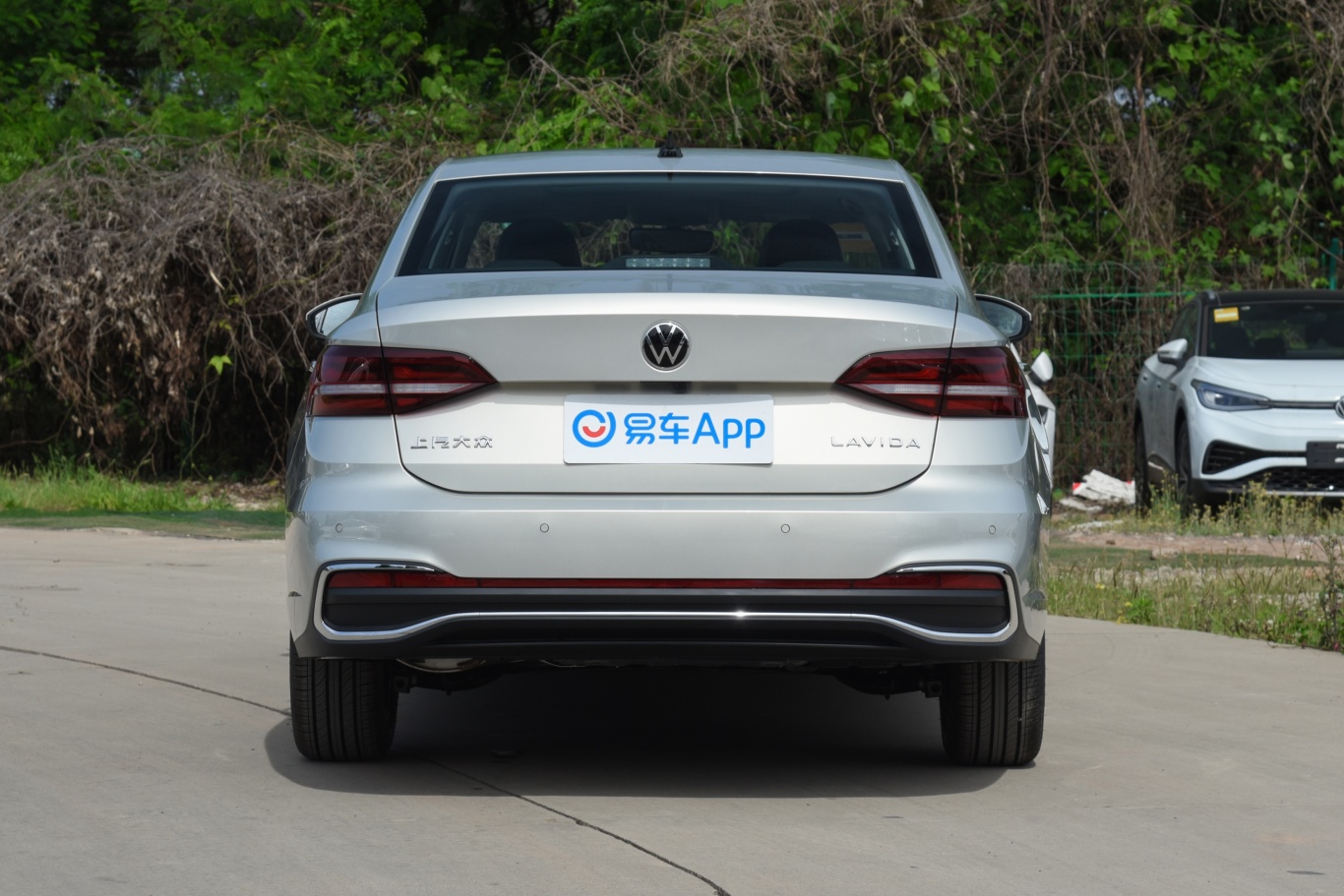 朗逸改款 1.5l 自动五百万版正后水平