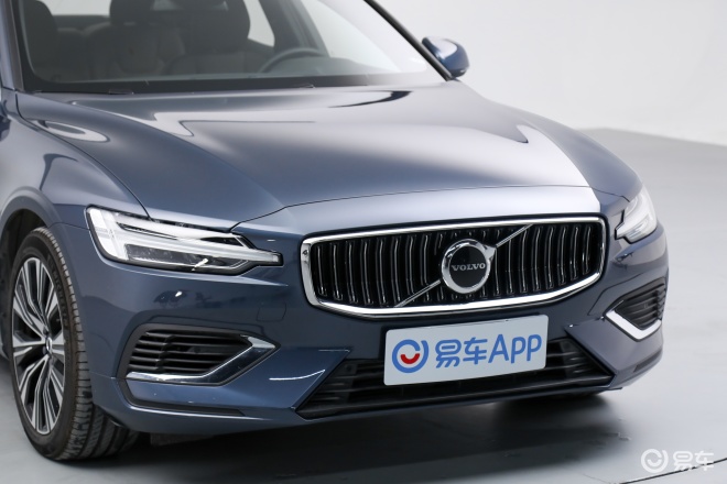 宝马5系插电混动