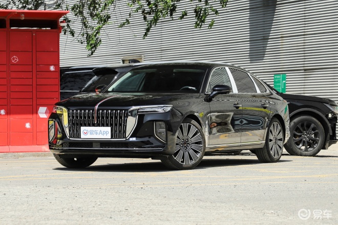 红旗H9和奥迪 A6L 之间咋挑?老司机就跟你好好唠唠！