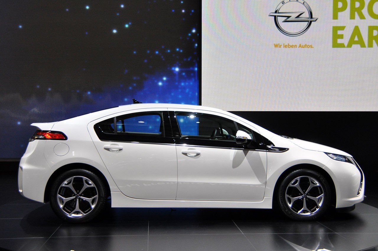 2012年日内瓦车展 欧宝ampera将亮相