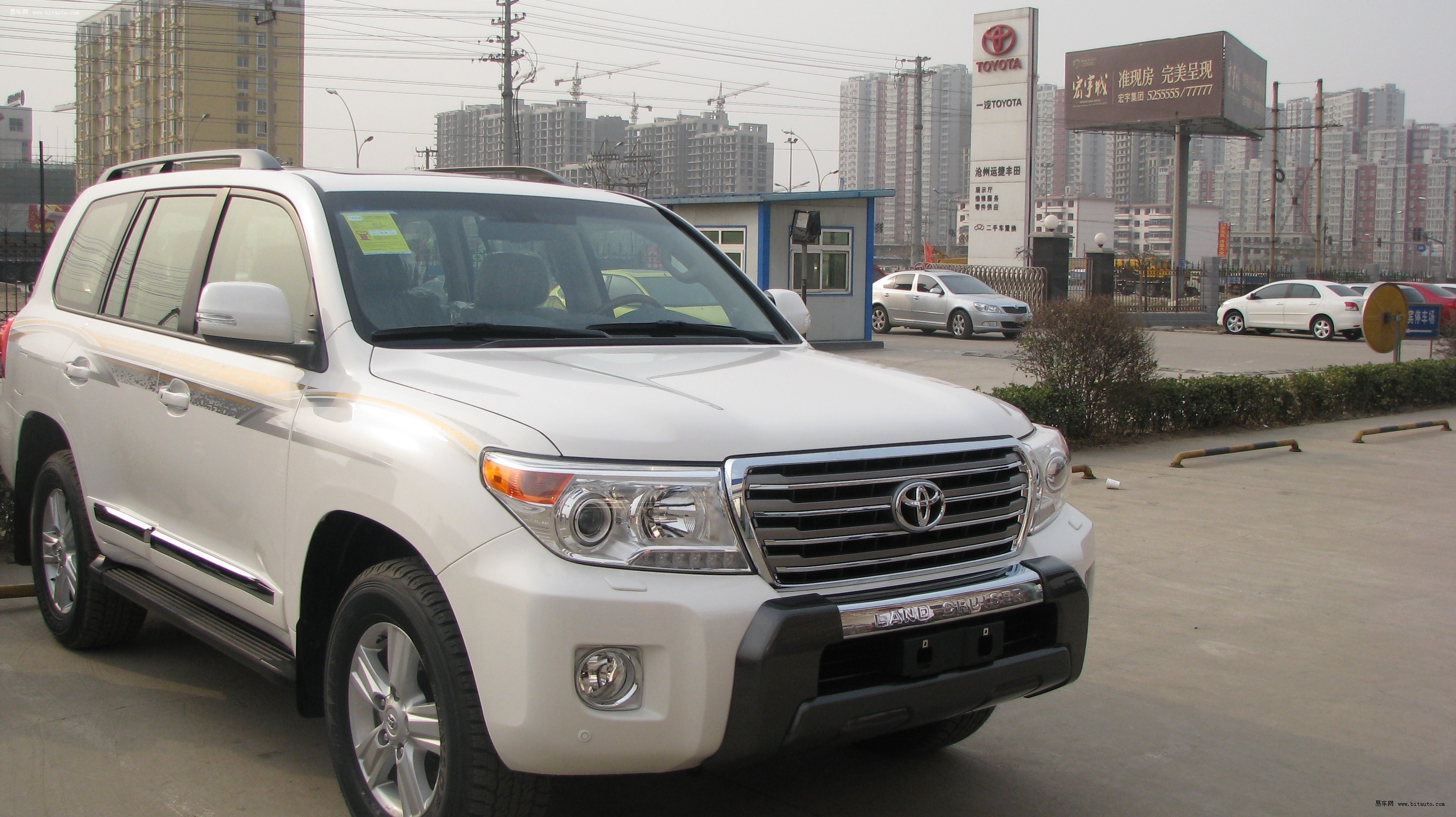 新landcruiser200兰德酷路泽焕然上市