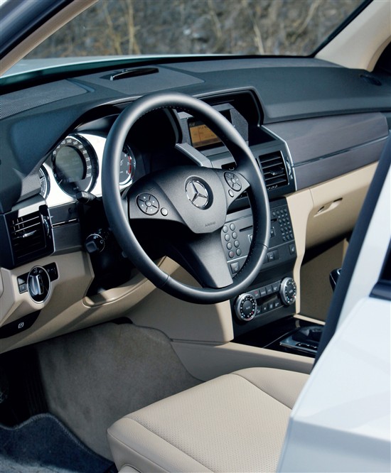 试驾北京奔驰glk300动感型 迟来的礼物