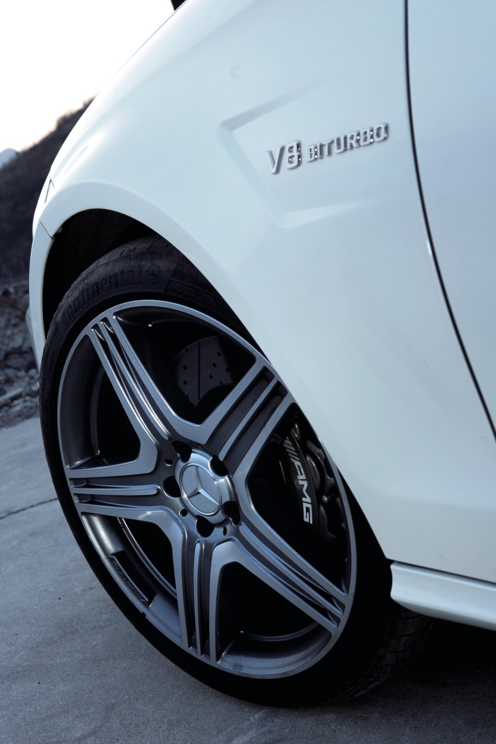 【图文】惊世容颜 悍将内心 试驾奔驰cls 63_新闻中心_易车网