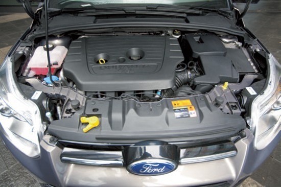 战略转移 长安福特福克斯2.0 at旗舰型