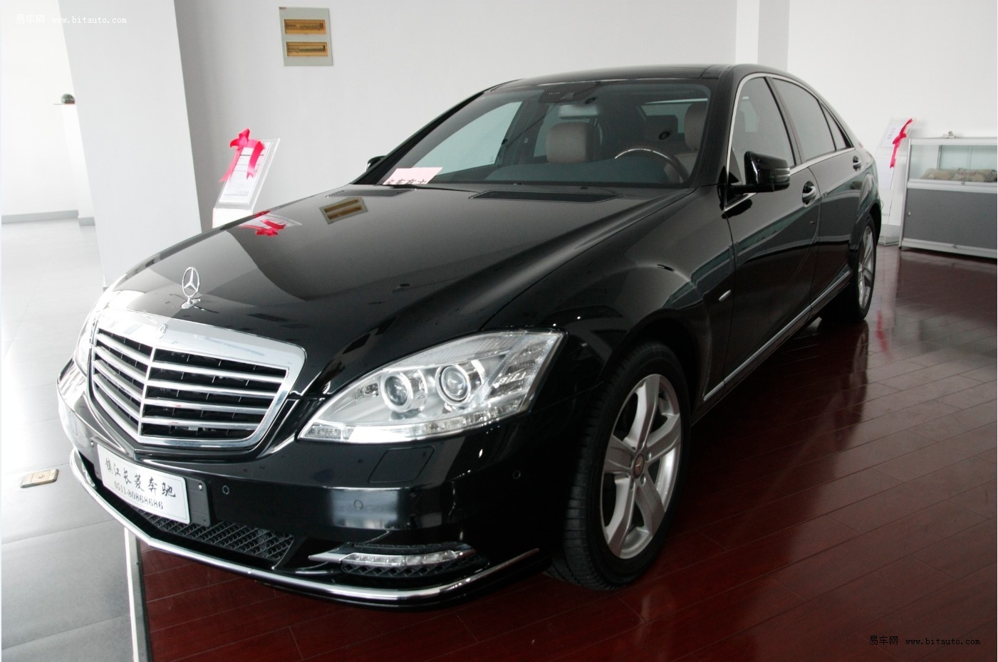 奔驰s300l豪华版新车到店 接受预订