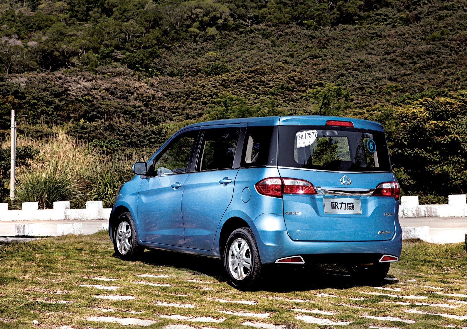 盒子车的实用主义 试驾长安欧力威