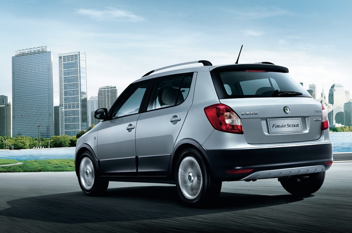 晶锐操控好 换挡平顺 燃油经济性极佳