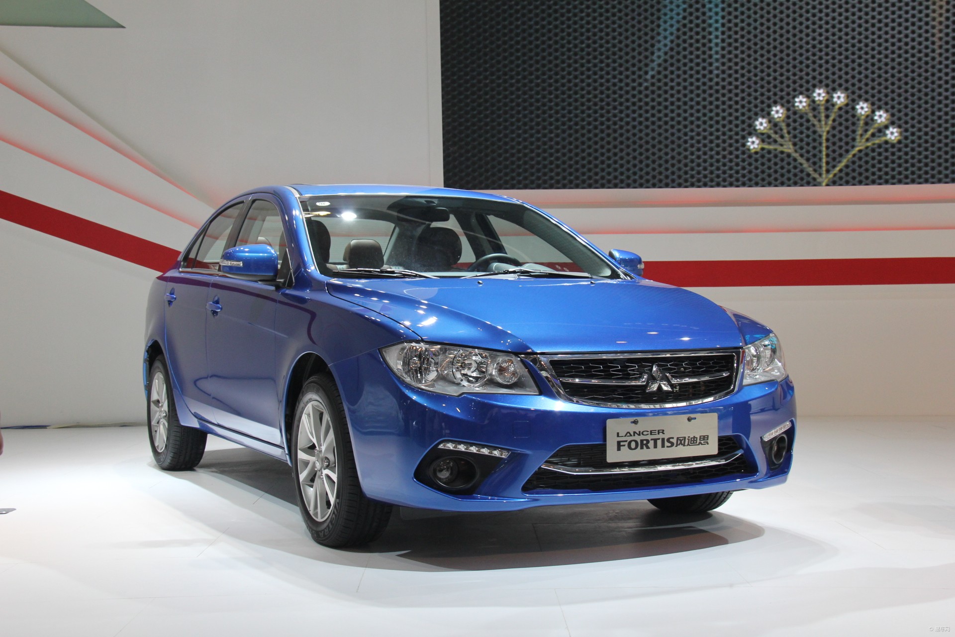 三菱风迪思正式上市 售价9.88万-14.98万