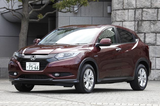 海外试驾本田小型suv vezel 还可以更完美