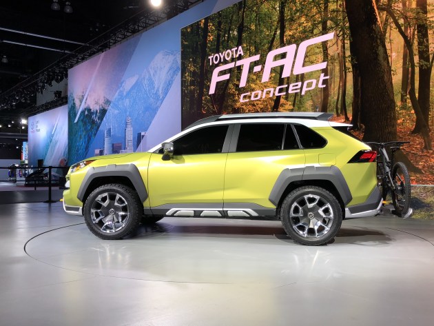 丰田跨界suv车型ftac即将量产配混动四驱