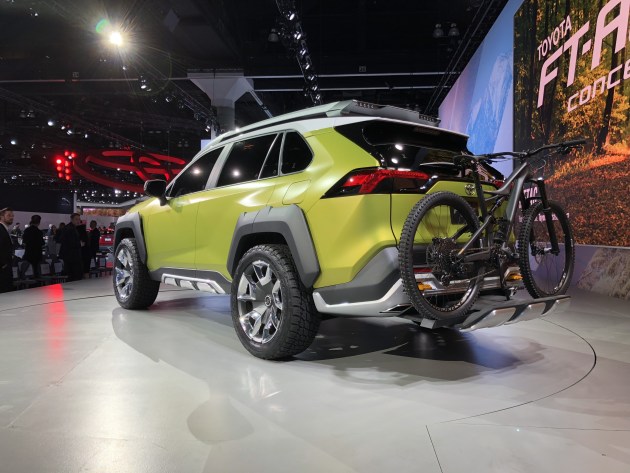 丰田跨界suv车型ftac即将量产配混动四驱