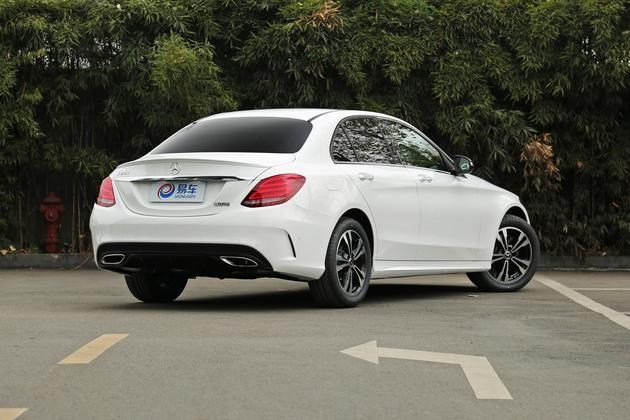 奔驰c 200成就特别版正式上市 售31.68万元/配置提升