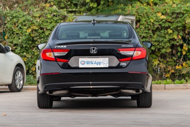 有少量现车 19万落地的雅阁230turbo舒适版值得买吗?