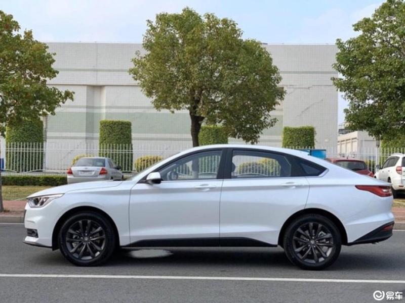 新宝骏rc-6 点评