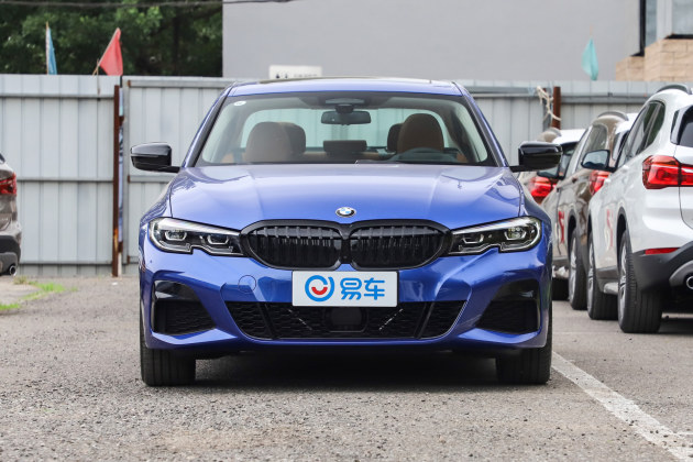 英菲尼迪qx30 vs 宝马3系