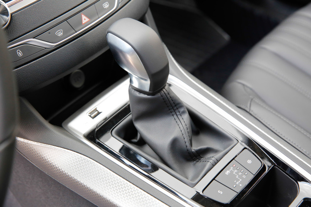 国产车与进口车选购指南_现代ix25是几缸车_北京现代ix25与标致408对比