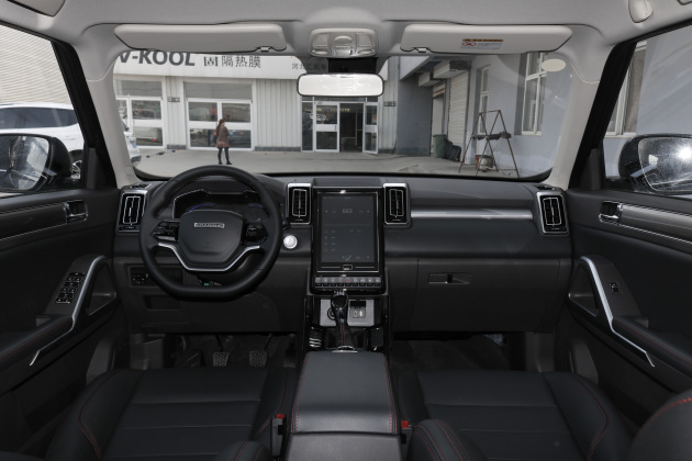 北汽昌河q7这款车,最满意的就是这样做的外观,然后它的内饰各方面都是