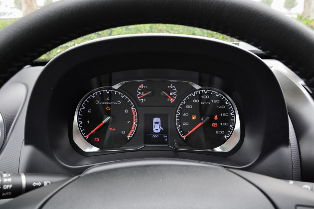 卡罗拉快给哈弗h5让道!