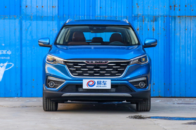 标配自适应巡航、胎压显示!13万元的预算不如看看森雅R9! 这车碾压逍客!_易车