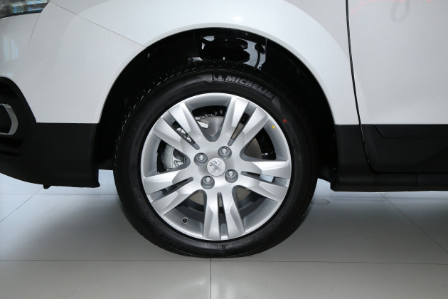 上市标致3008让思域退位让贤合资14万元物超所值