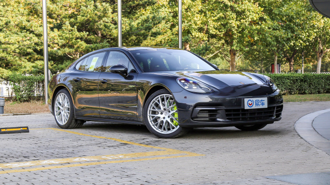 2018款 保时捷panamera 4 e-hybrid