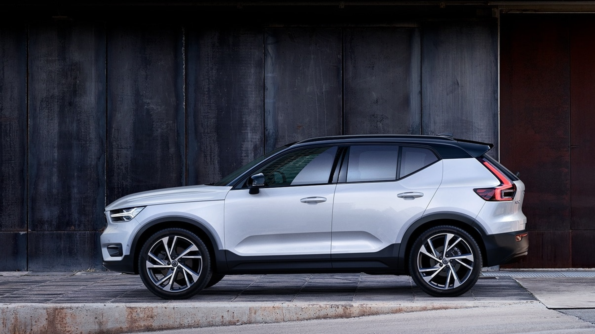 新一代沃尔沃xc40配置耀眼