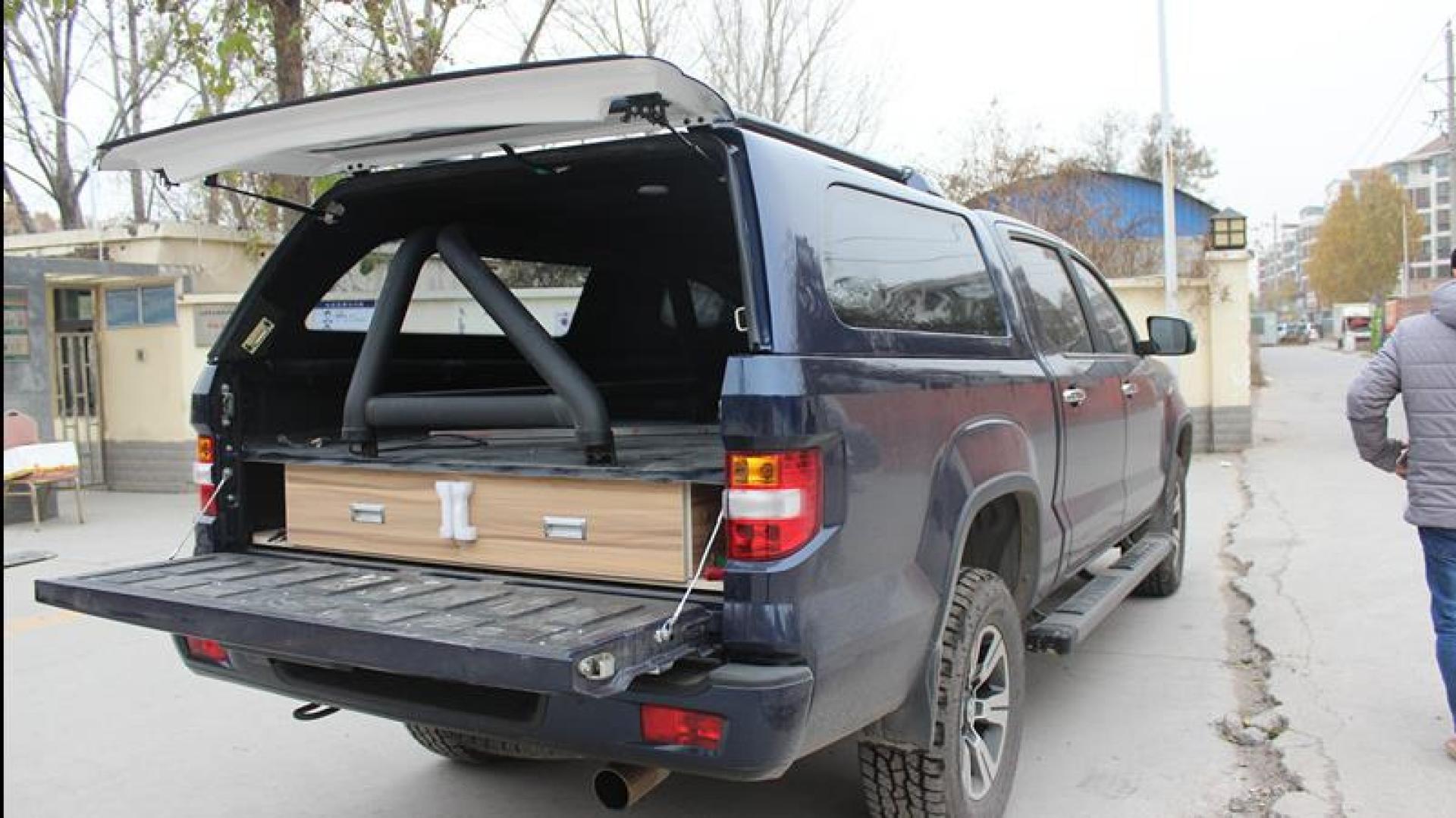 黄海n3宝石蓝车厢改装加后盖内改成床 旅行走起