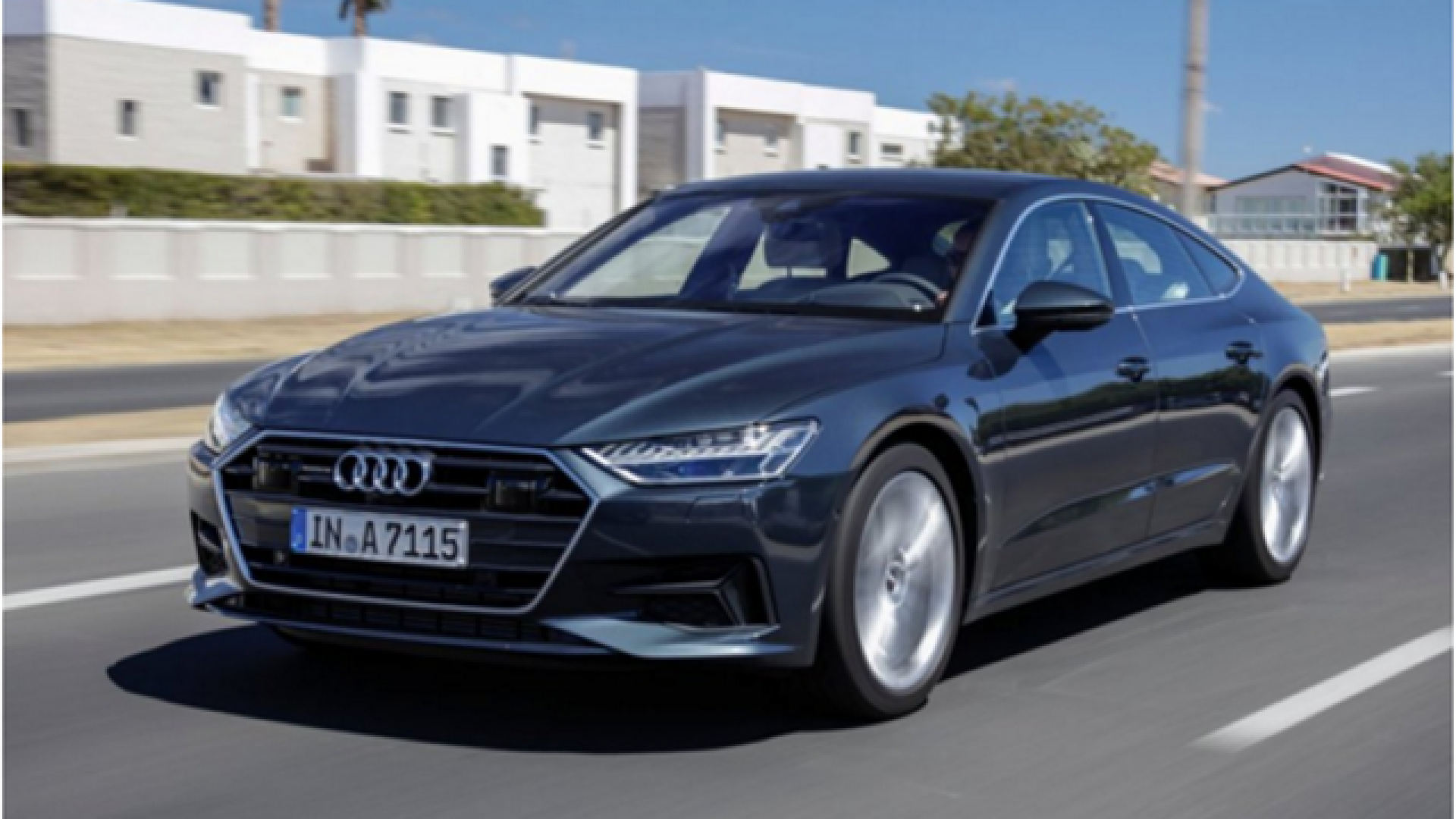 全新奥迪a7不只会"玩灯",打开车门的一刻我惊住了