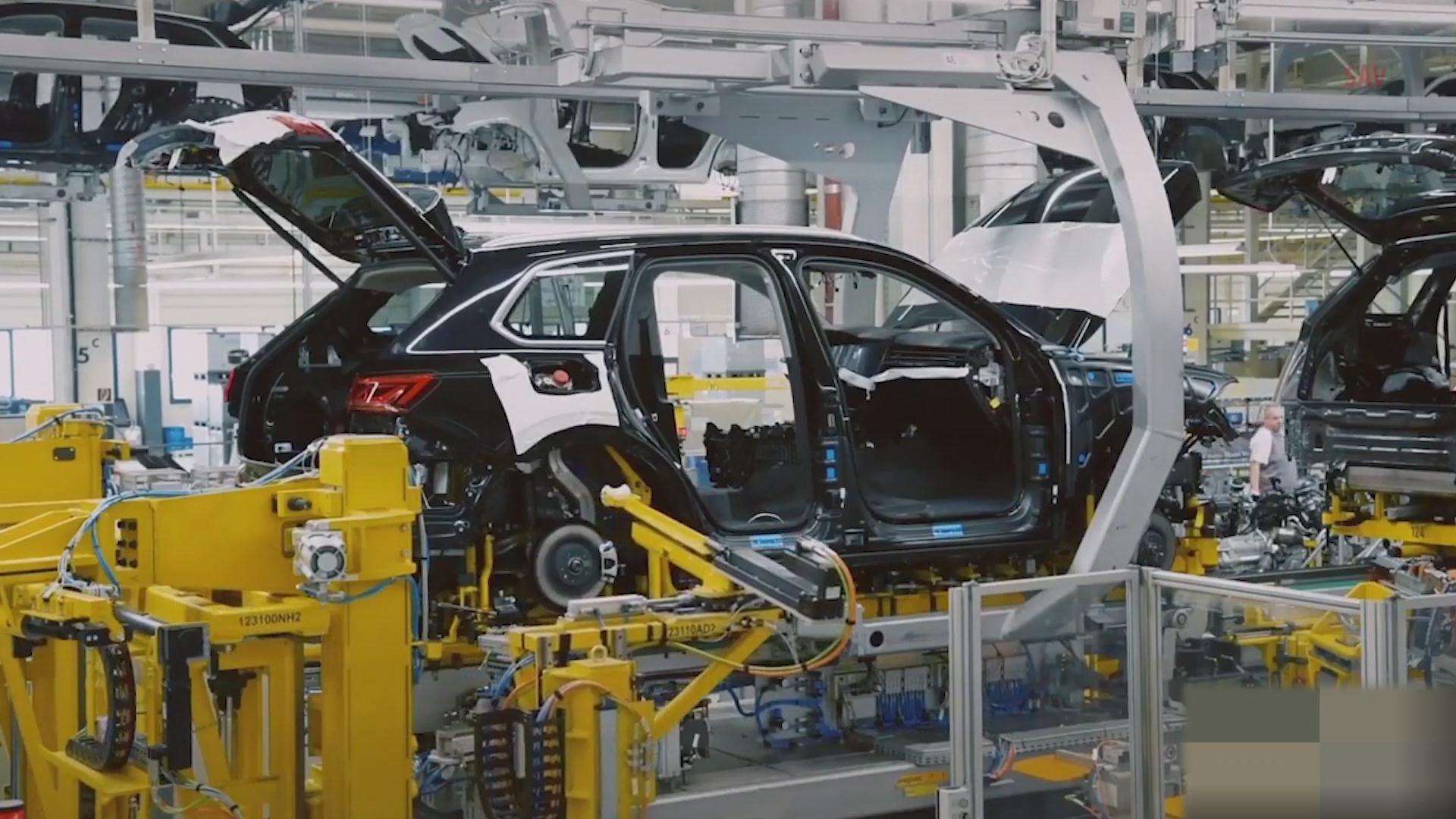 汽车工厂,全新一代大众途锐生产线