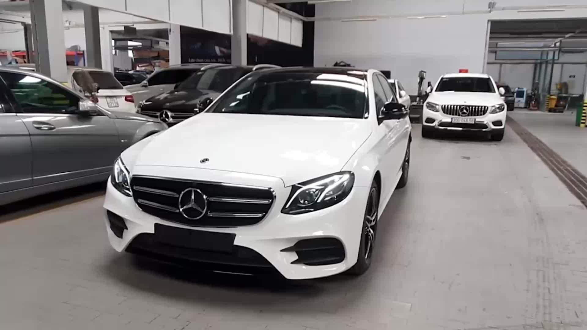 2020款奔驰e300到货实拍,打开车门的那一刻,你心动了吗