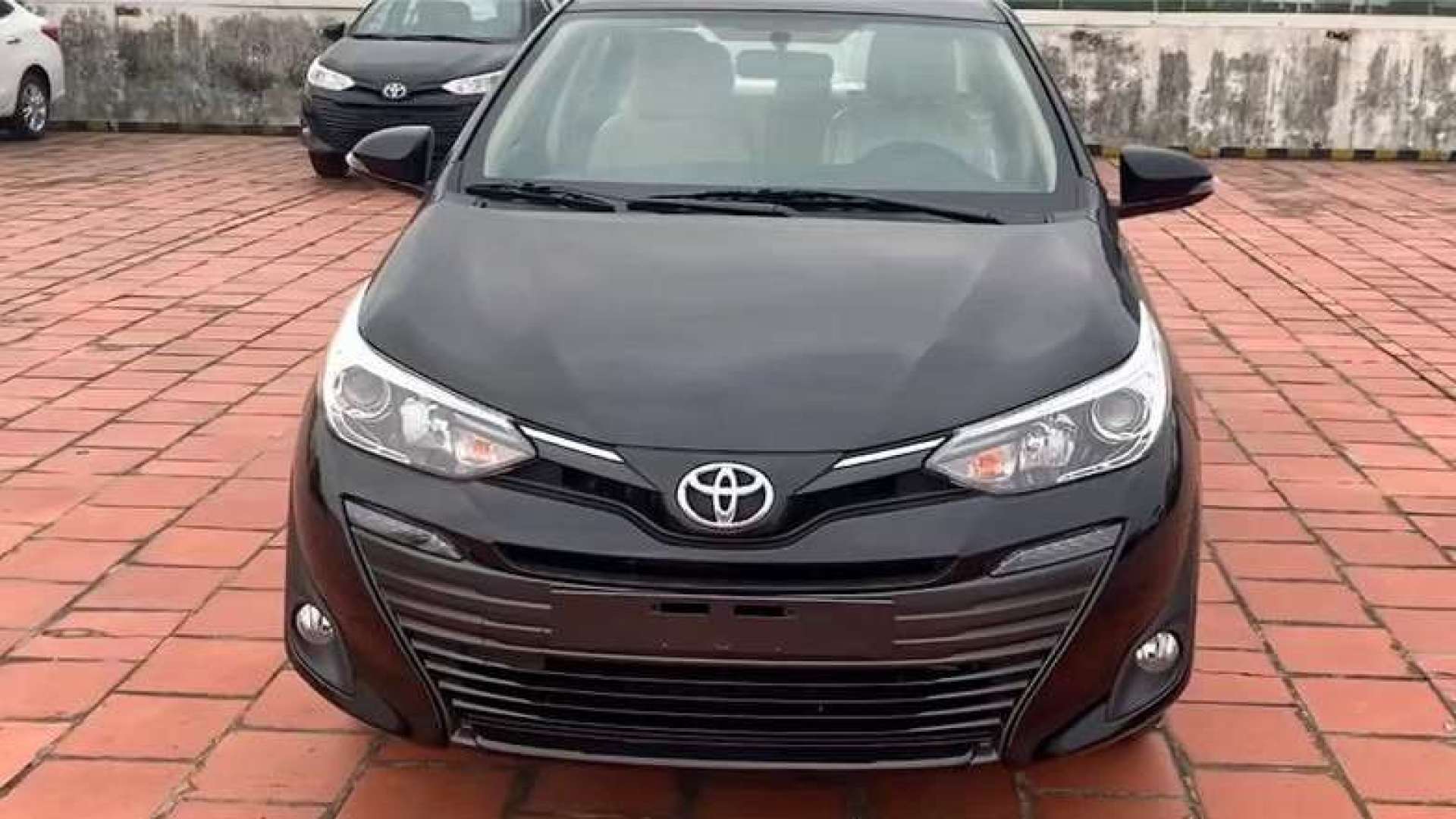 2020款丰田威驰到货实拍,按下钥匙打开车门,值不值得买自己定