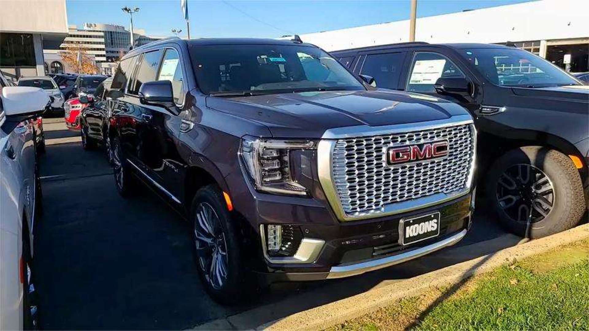 gmcyukon实拍展示,近距离了解后,还要啥林肯领航员