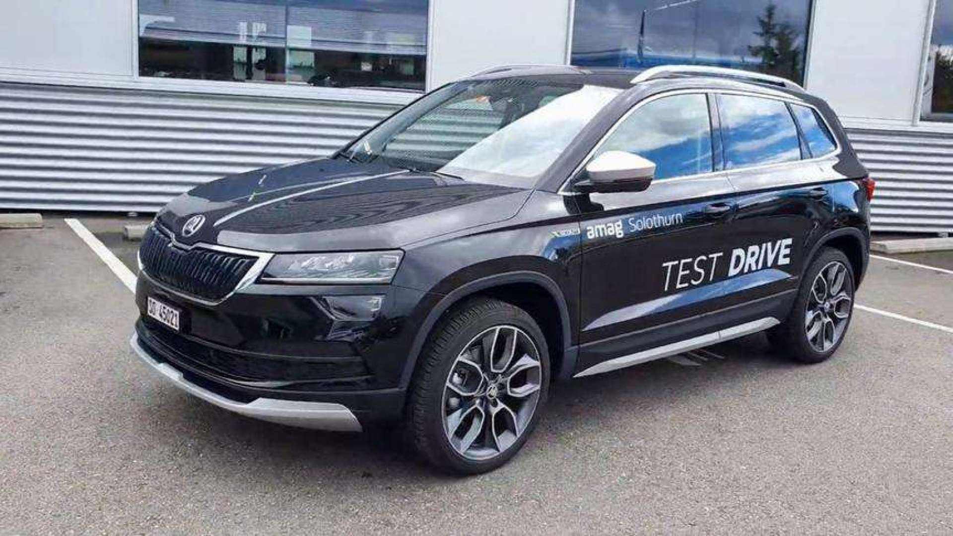 2020款斯柯达柯珞克路试,按下钥匙坐进驾驶室,才知道有多帅气