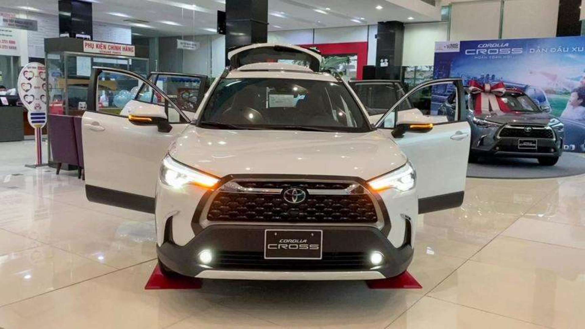 2021款丰田corolla cross亮相,全方位了解后,我忘记了本田xrv