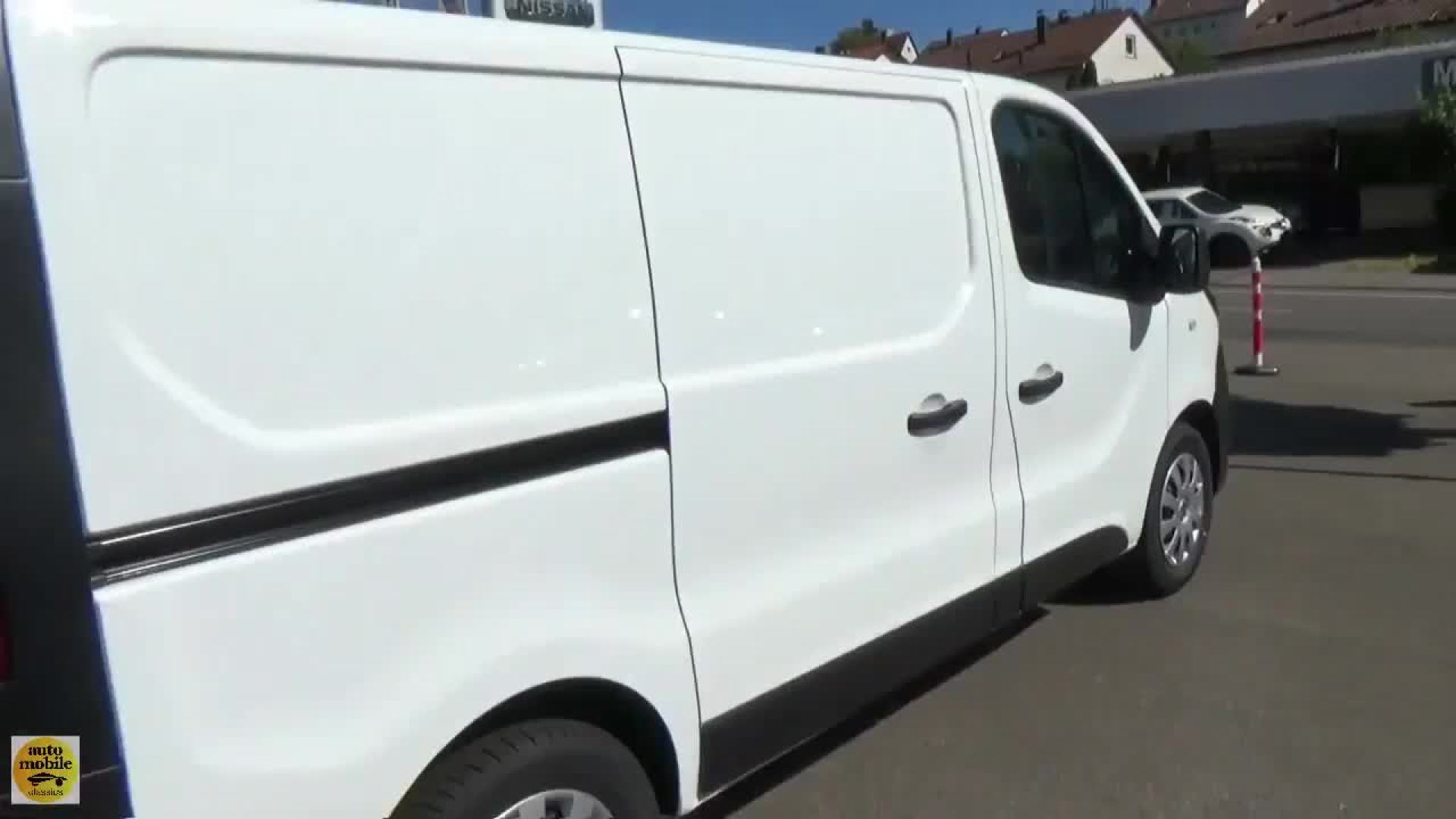 据说挺能装!nissannv300cargovan