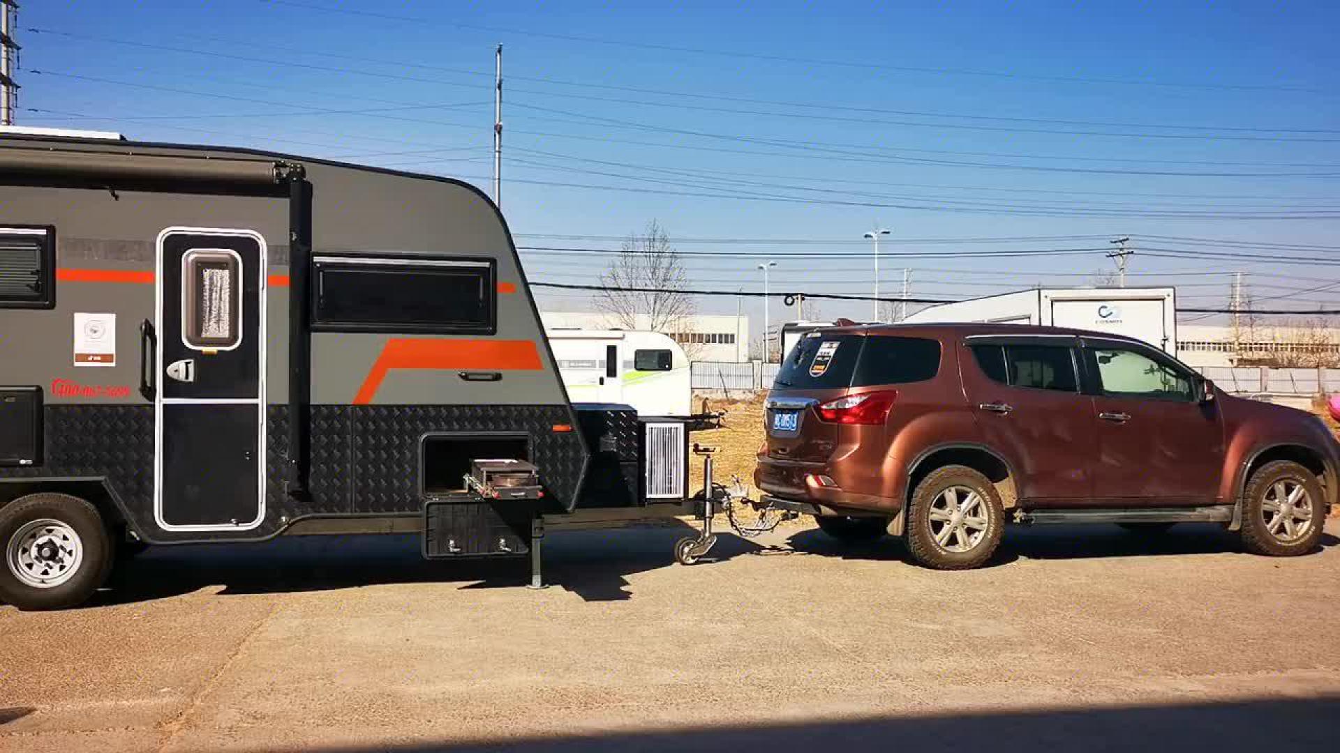 大哥的车都可以拖这台双轴大拖挂,纠结用猛禽拖好呢