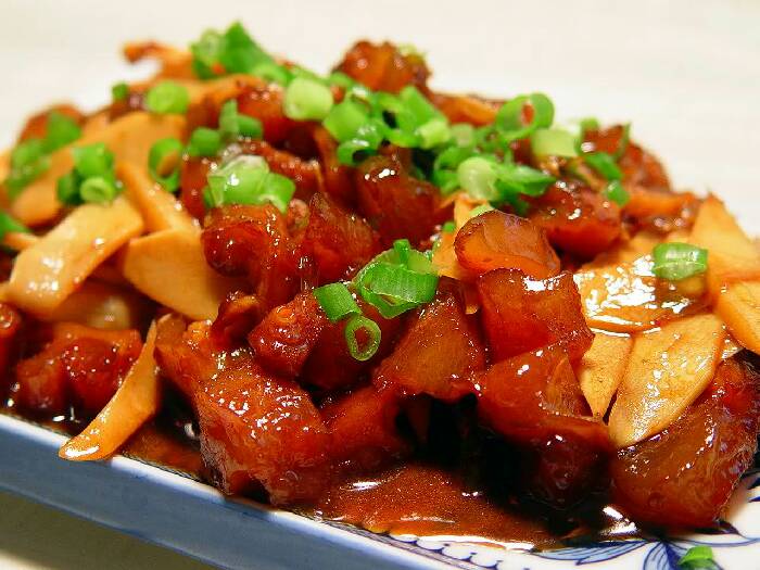 炒牛蹄筋,很劲道!